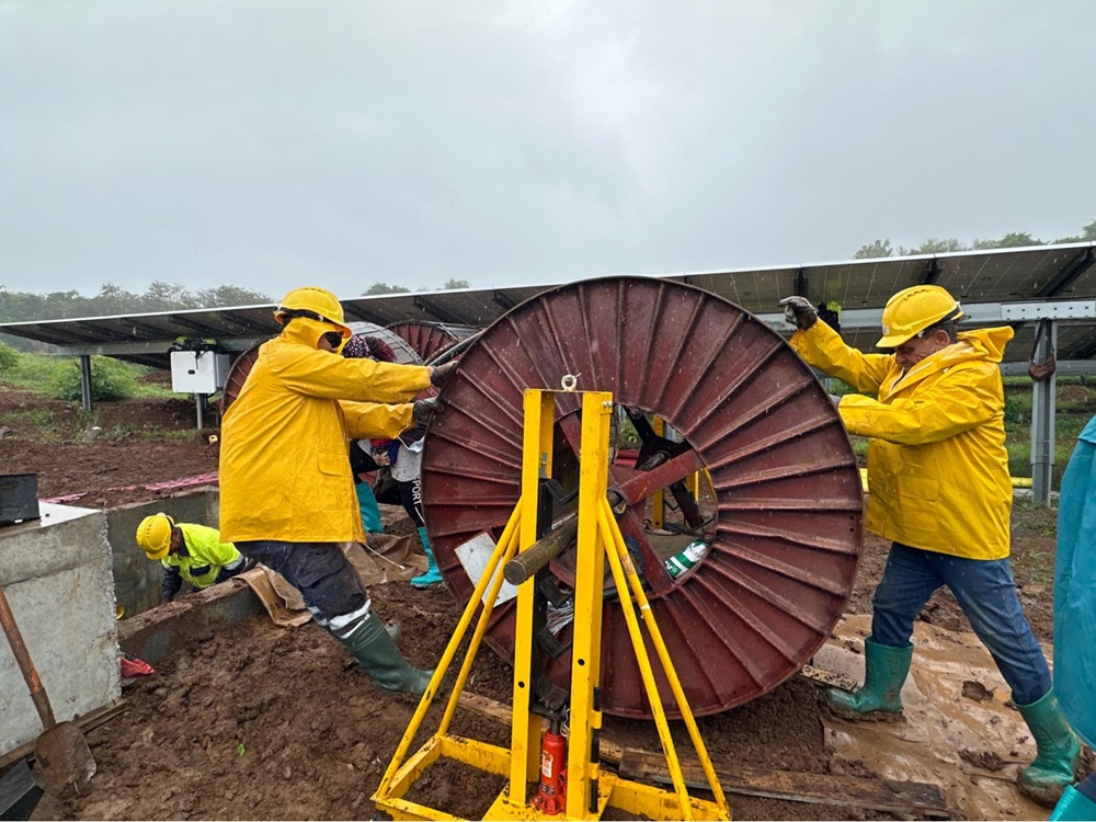 LV AC Cable Intsallation - Transformer to Inverters